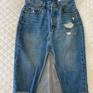 Levis denim skirt